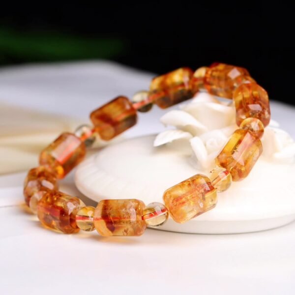 Natural ice crystal bucket bead bracelet - Image 2